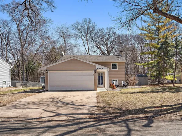 2760 Grove Ln, Mound, MN 55364
