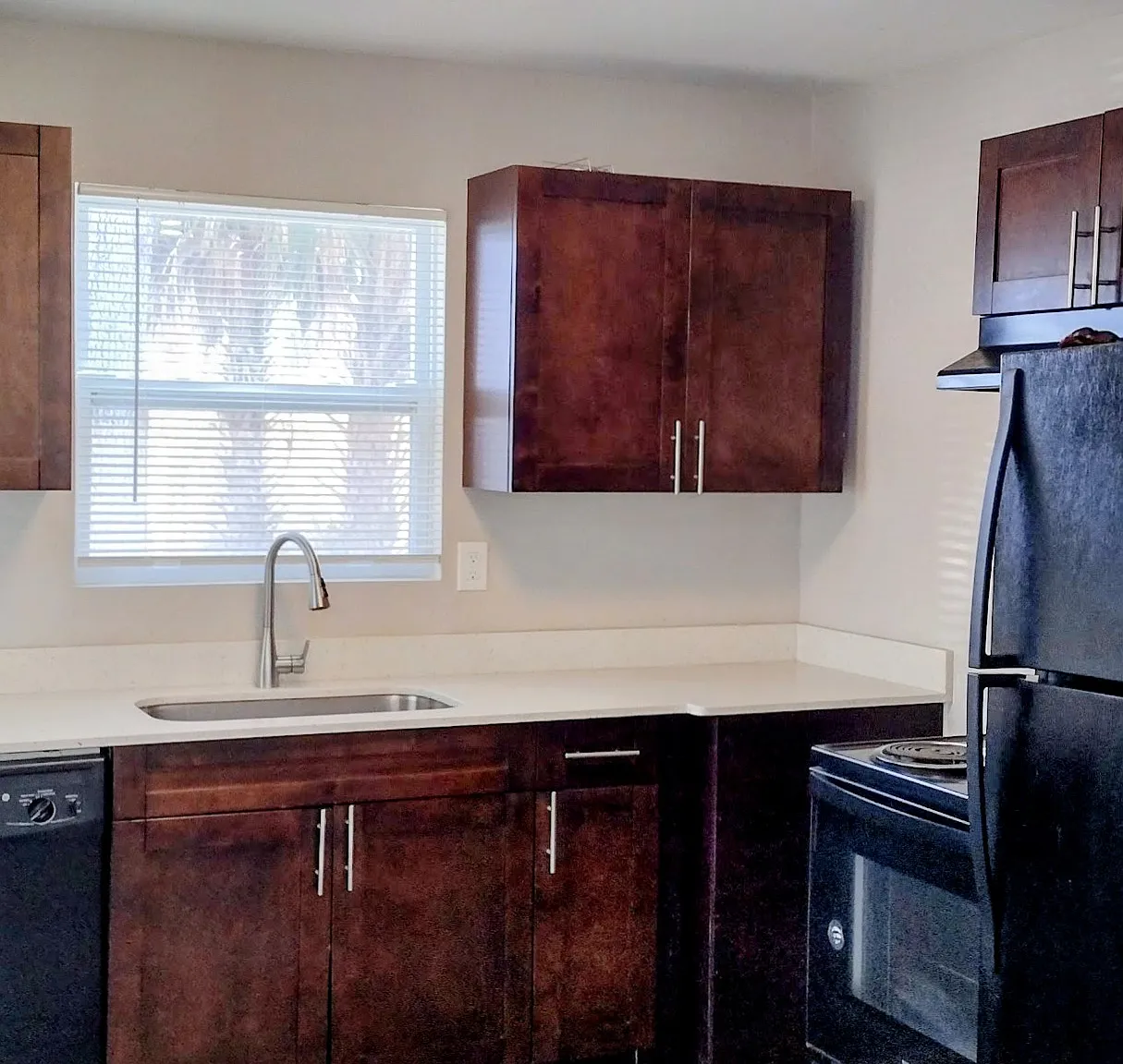 2 bed, 500 sqft, $1,400 — Photo 1