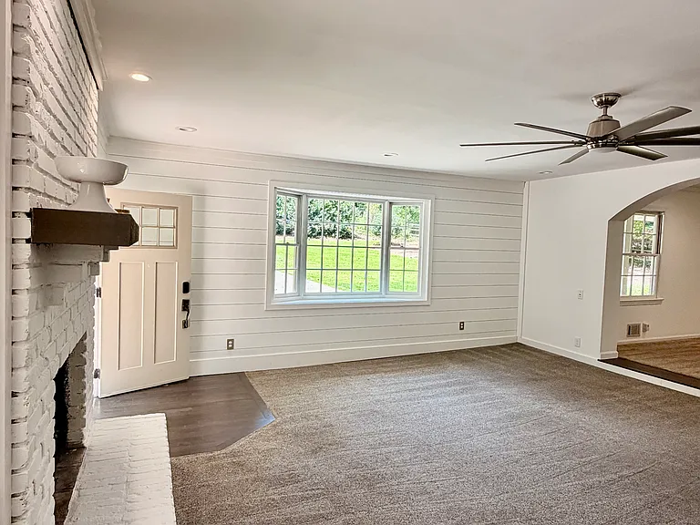 4000 Lower Roswell Rd — Photo 6