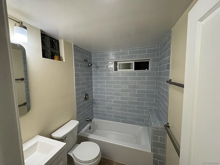 1618 Missouri St — Photo 13