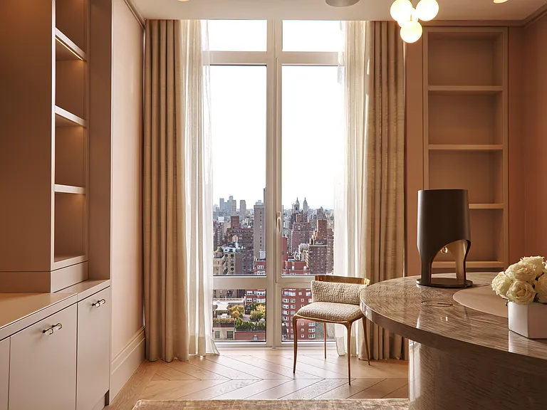 1355 1st Ave #Penthouse 2 — Photo 18