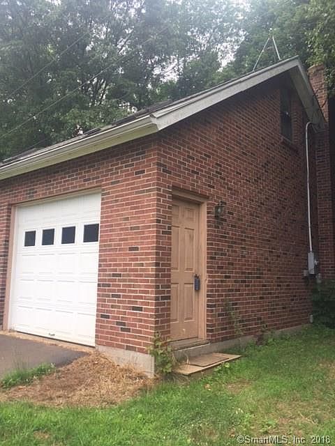2nd image of 124 S Plumb Rd