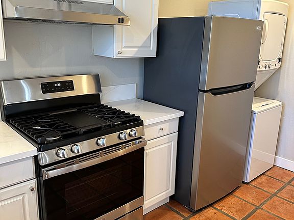 New kitchen with appliances, and washer & dryer