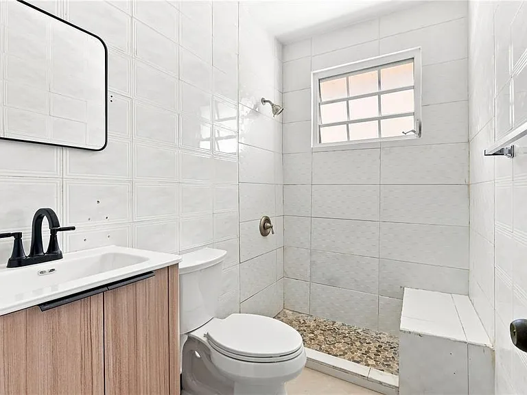 413 Edificio Gaither Plz #3A — Photo 5