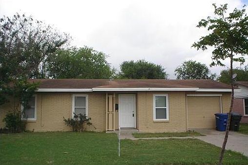 1st image of 4929 Andover Dr