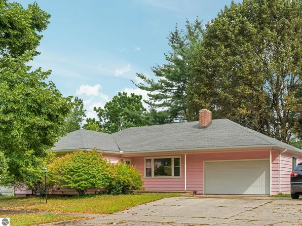 611 Washington St, Cadillac, MI 49601