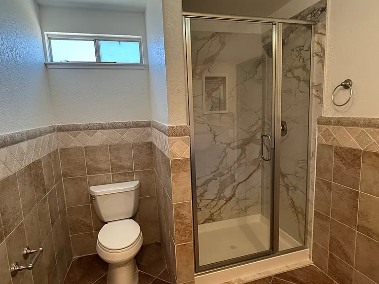 1691 Yorktown Ct — Photo 22