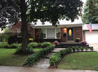 511 Woodside Rd, Royal Oak, MI 48073