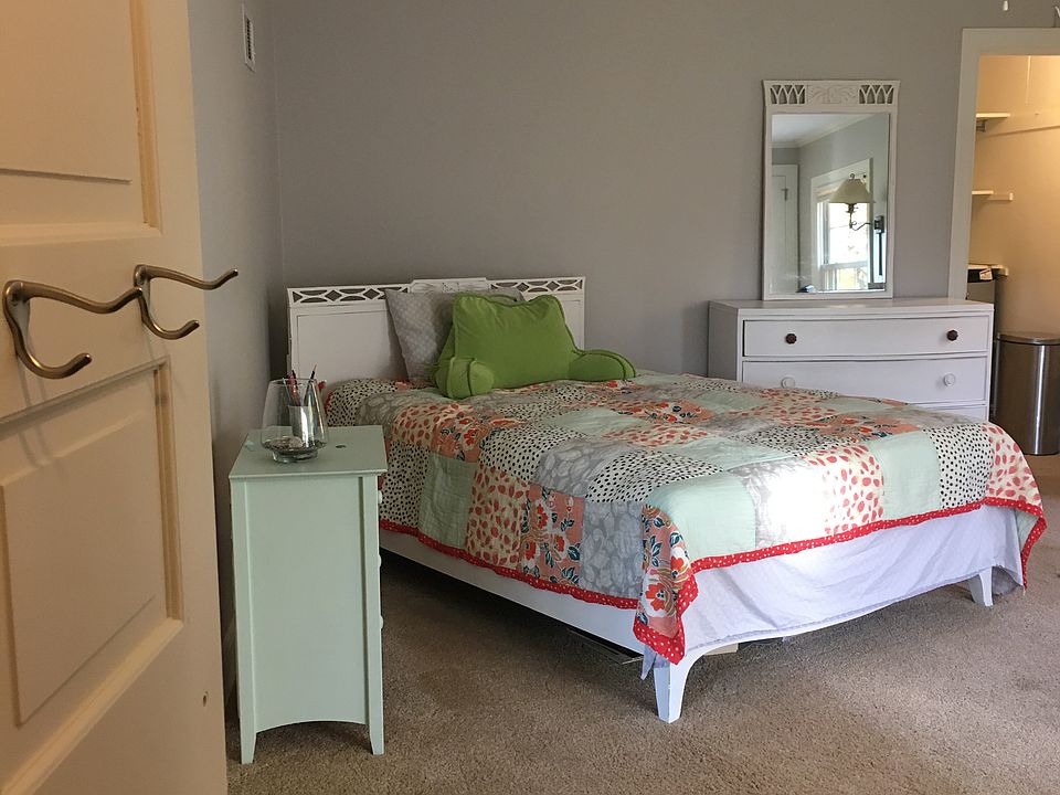 Full sized bed, night stand, ceiling fan, dresser