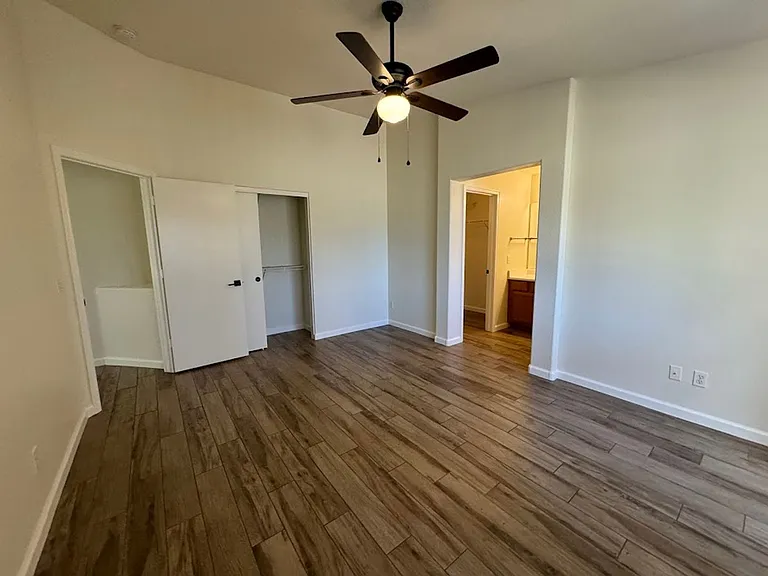 17701 N Woodrose Ave — Photo 6
