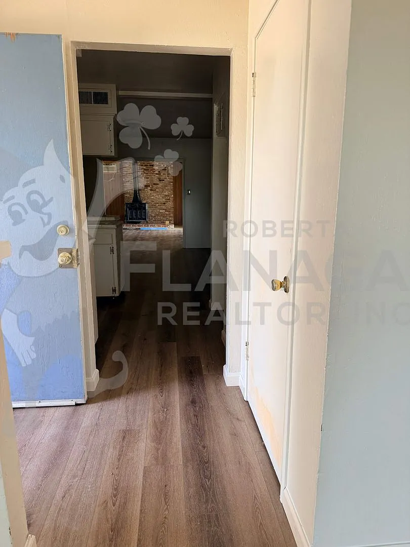 3 Bedroom/ 2 Bathroom home — Photo 2