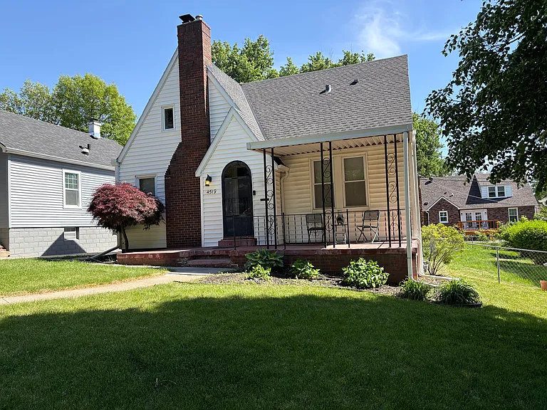 4519 Woolworth Ave — Photo 82
