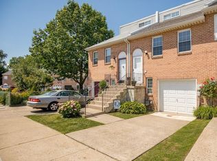 3714 Daner Ln, Philadelphia, PA 19114