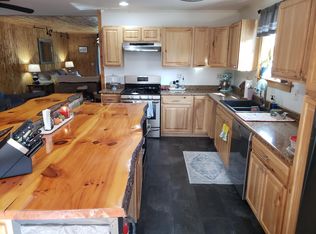 422 Main St #1, Corinth, ME 04427