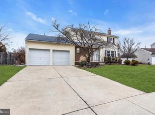 23 Lancaster Dr, Marlton, NJ 08053