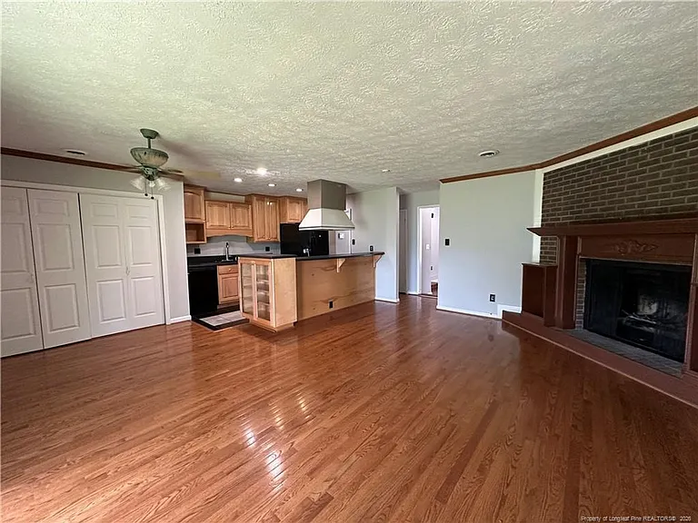 1601 Bluesprings Rd — Photo 16