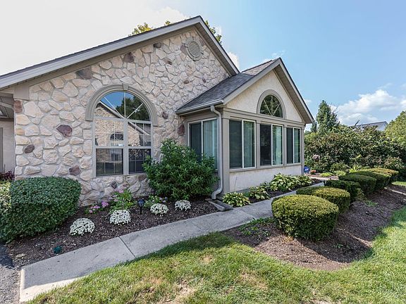 2nd image of 8546 Stonewoods Ln