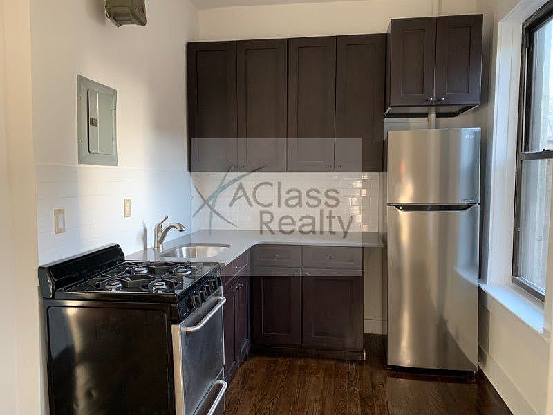 1st image of 2538 43rd St APT D2