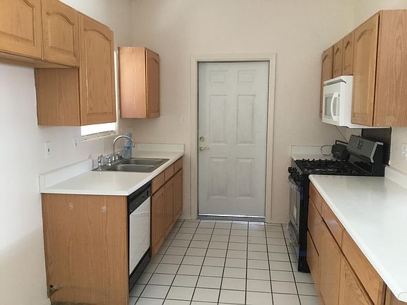 5th image of 1148 Pandora Dr SW