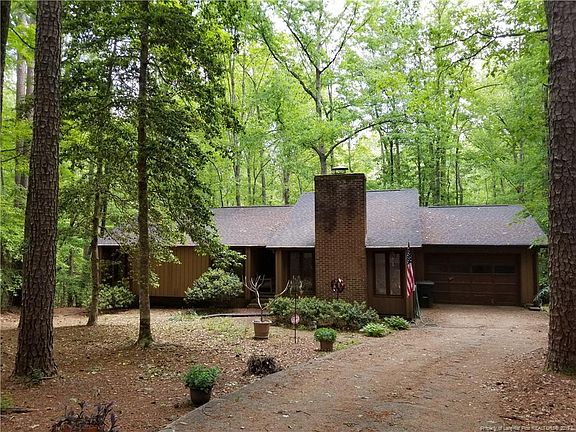 2nd image of 1539 Louisiana Ln