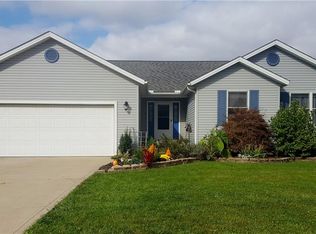 302 Greenview Ct, Wellington, OH 44090