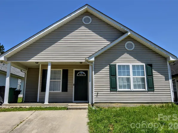 1131 Hannah Rae Ct, Charlotte, NC 28214