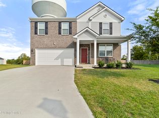 7020 Black Cherry Ct, La Grange, KY 40031