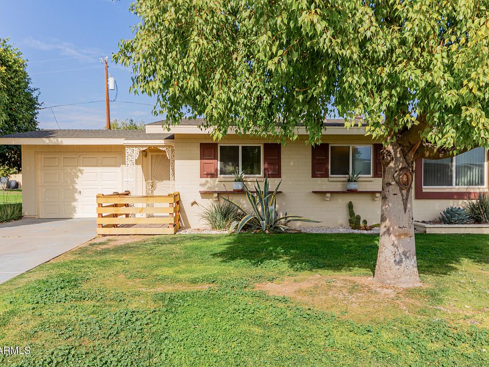 1st image of 10314 W CLAIR Drive