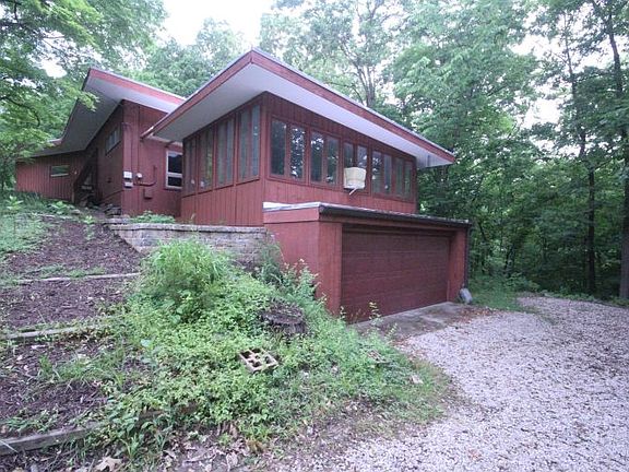 2nd image of 708 Morningside Dr
