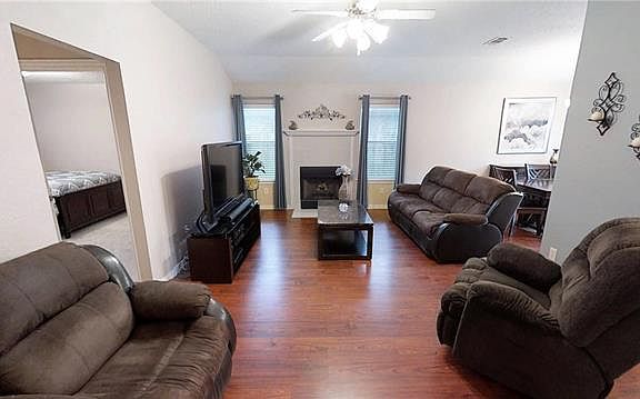 2nd image of 532 La Reunion Ct
