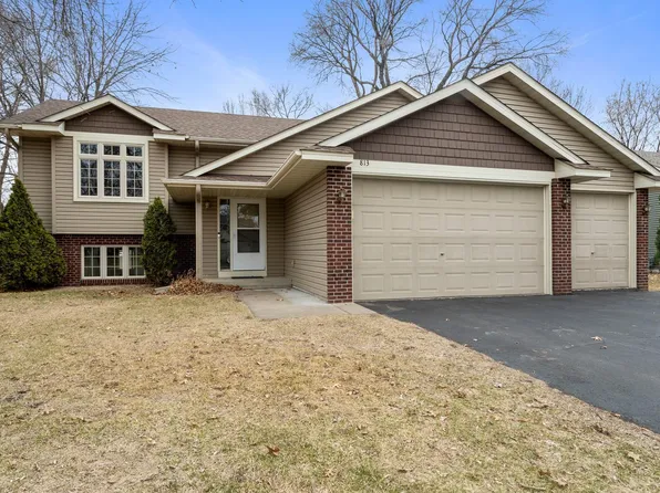 813 101st Ln NE, Blaine, MN 55434