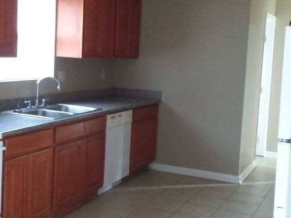 3rd image of 422 Audrey Ave #422A