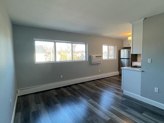 2nd image of 181 School St APT 9