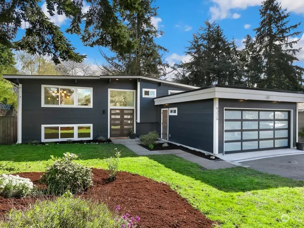 9226 SW 11th Ave, Seattle, WA 98106