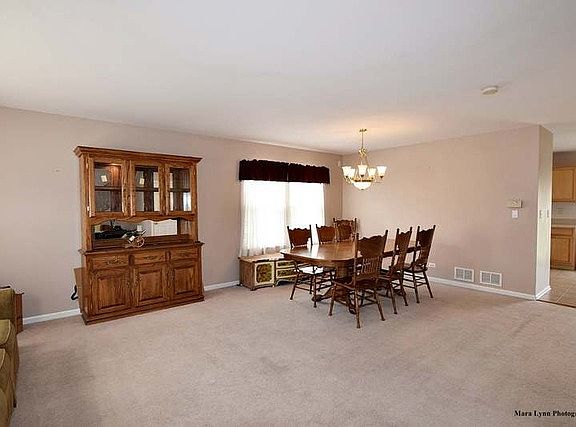 2nd image of 1495 Whitney Ct