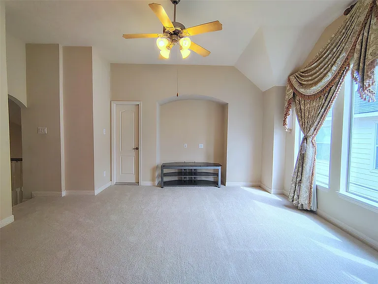 5606 Grandwood Ln — Photo 40