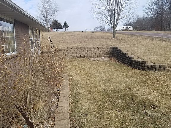 3rd image of 30020 Sunflower Dr