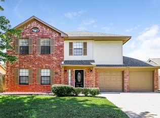 4746 Shadyway Dr, Arlington, TX 76018