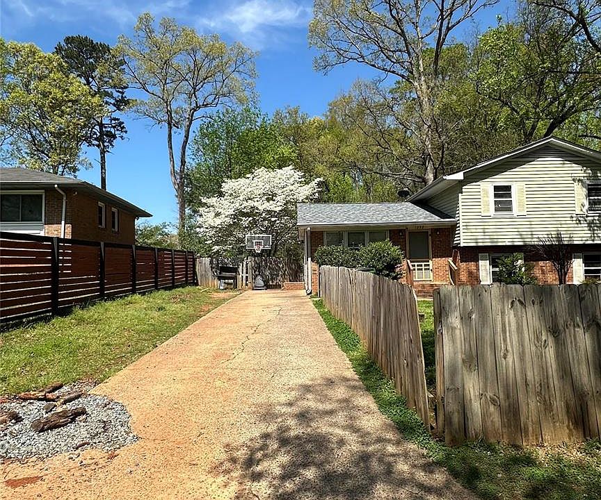 2nd image of 1232 Rosada Dr