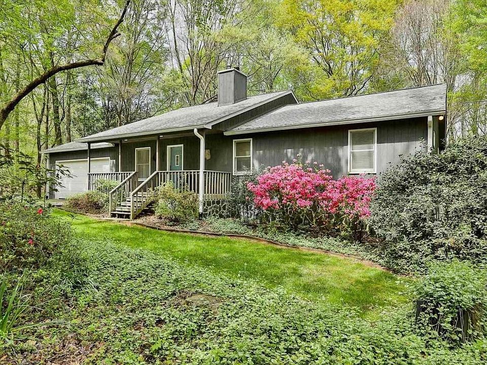 1st image of 385 Vaughn Rd