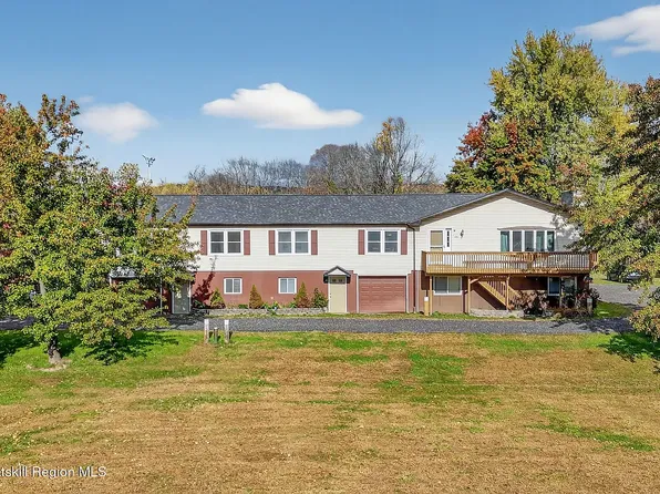 131 Barbarossa Ln, Kingston, NY