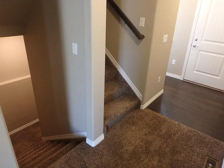 10813 Rowley Dr — Photo 22