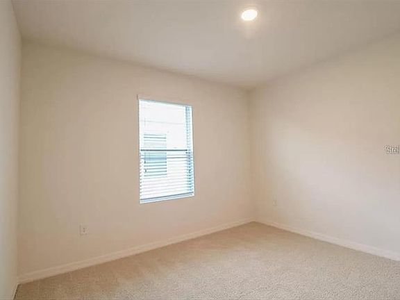5th image of 1829 Rain Lily Pl