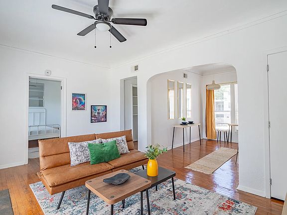 3rd image of 5301 Reiger Ave #4