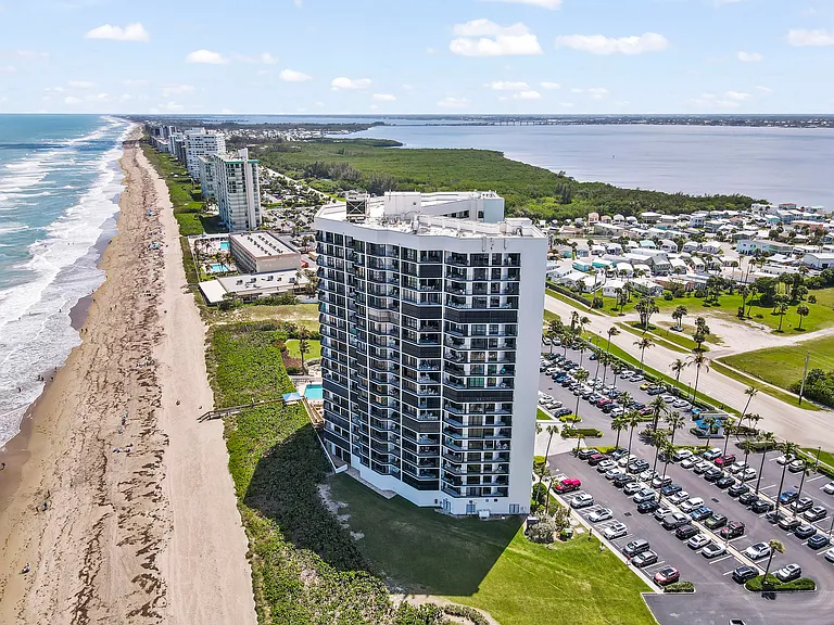 9650 S Ocean Dr #106 — Photo 48
