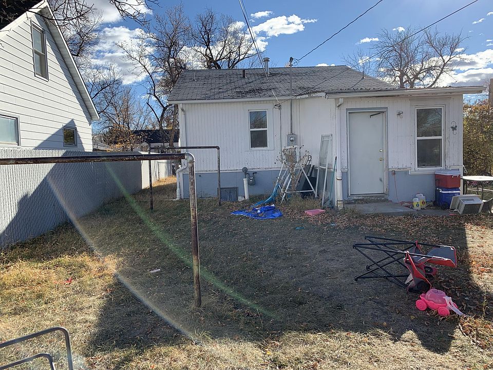 2nd image of 917 7th Ave S