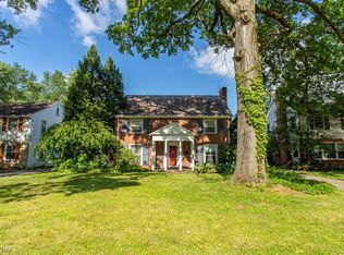 3910 Windsor Rd, Youngstown, OH 44512