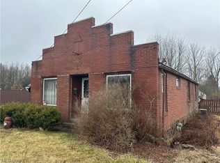 7905 Waynesburg Dr SE, Waynesburg, OH 44688
