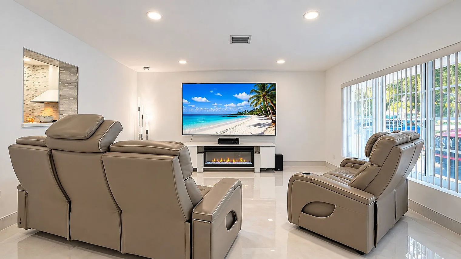3 bed, 4.0 bath, 1399 sqft, $7,757 — Photo 1