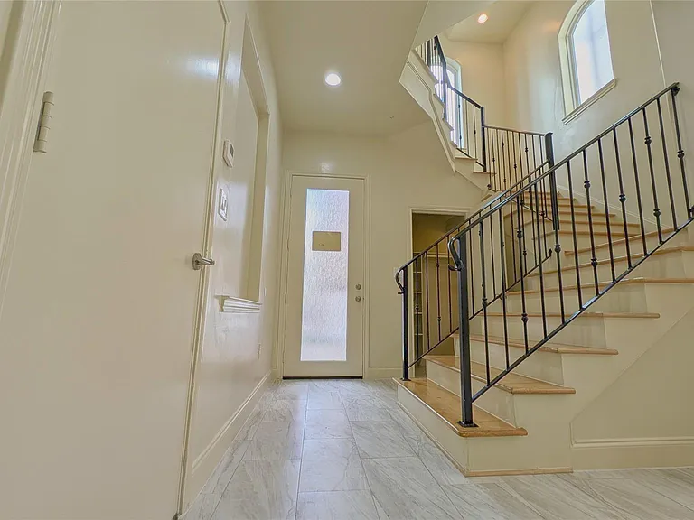 1844 Colquitt St — Photo 5